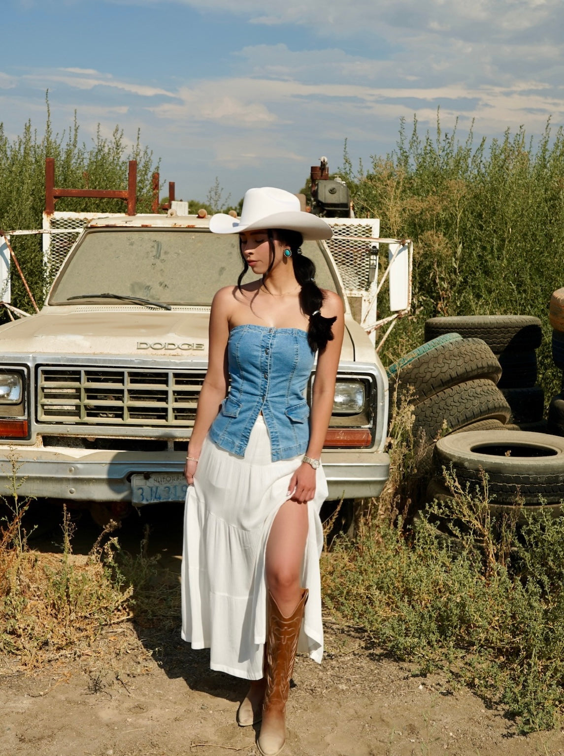 Western Whisper White Skirt